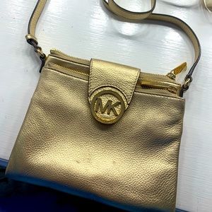 Michael kors cross body bag